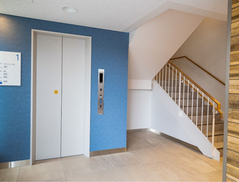 エントランスホールの風景